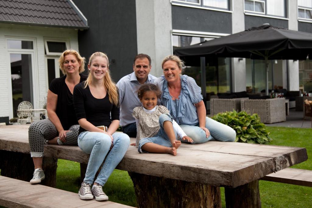 De Slaapfabriek Vakantiehuis En Trainingslocatie Teuge エクステリア 写真